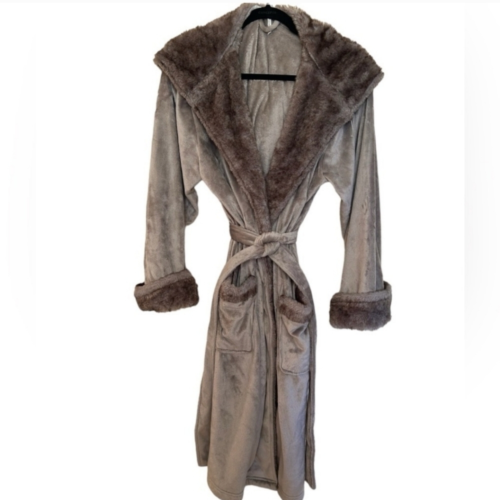 Pottery Barn Faux Fur Gray Robe